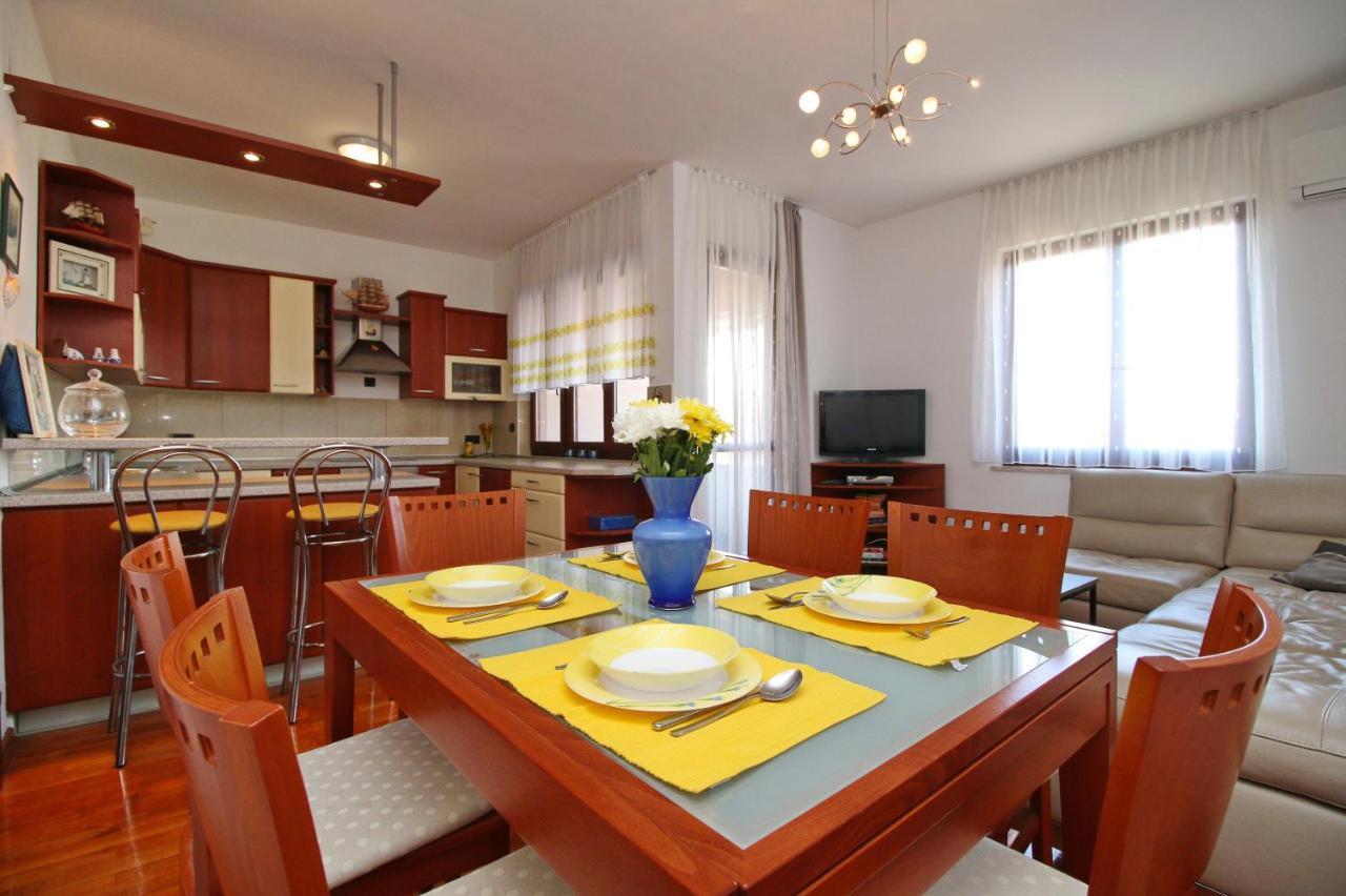 Polo Apartments Rovinj Exterior foto